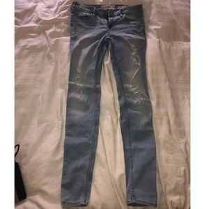 hollister women’s skinny jeans